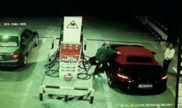 加油站爆料事件视频播放,揭秘油品质量问题背后的真相